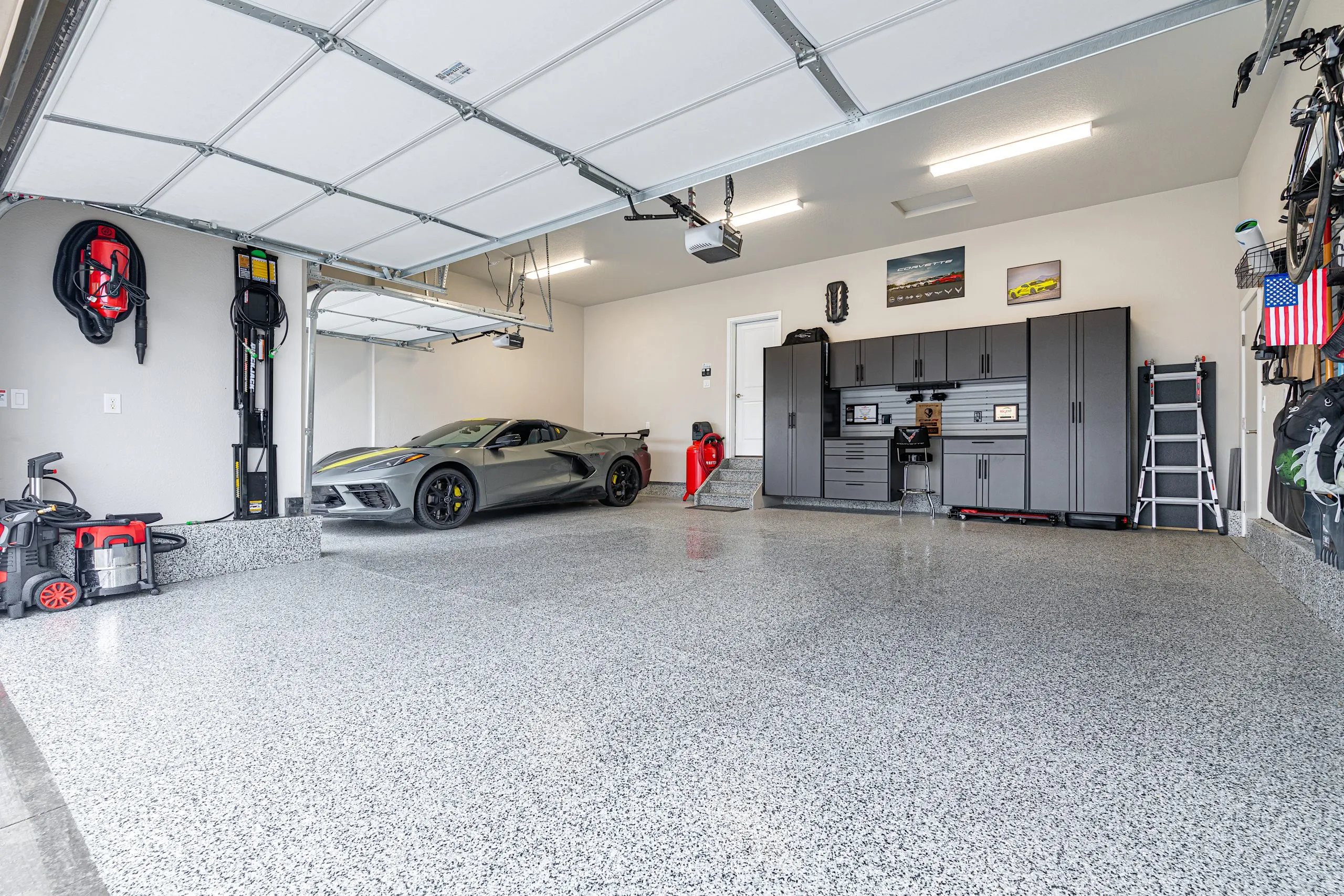 Professional epoxy garage floor coating by Queen City Surface Coatings - Cincinnati concrete specialists