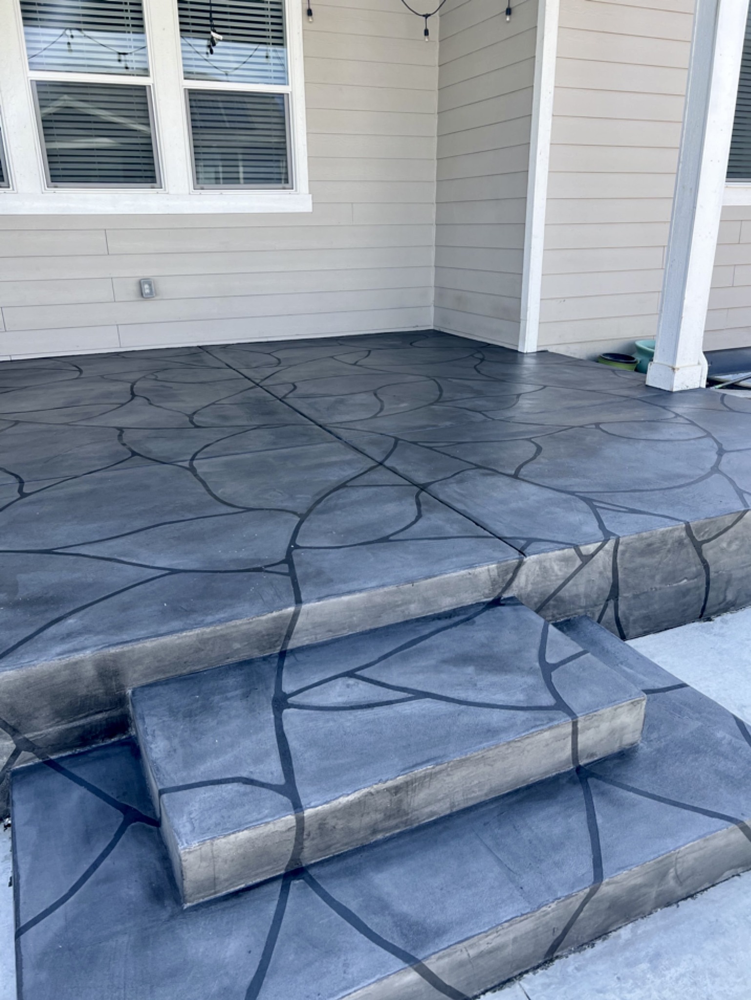 Natural Stone Reproductions in Dayton, Ohio - Natural stone reproduction coating - Queen City Surface Coatings decorative stone finish