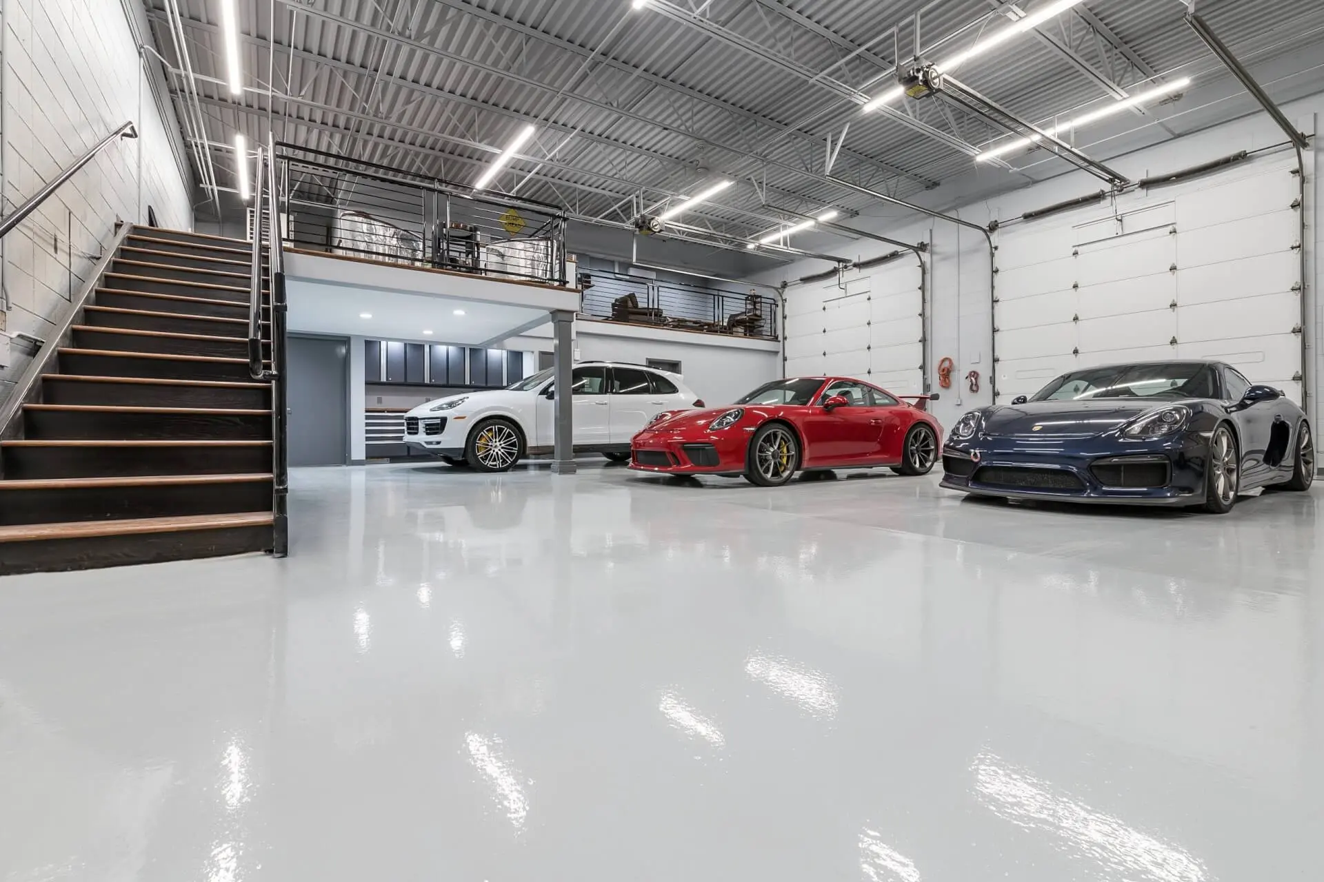 Automotive in Dayton, Ohio - Automotive facility flooring - Queen City Surface Coatings automotive coating